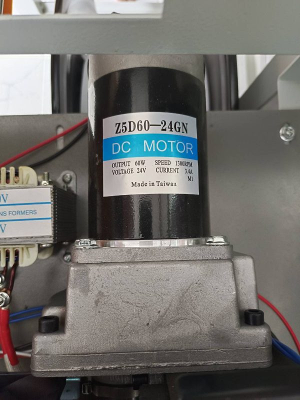 เครื่องรัดกล่องกึ่งอัตโนมัติระบบ 2 มอเตอร์ รุ่น SP101 - Image 4